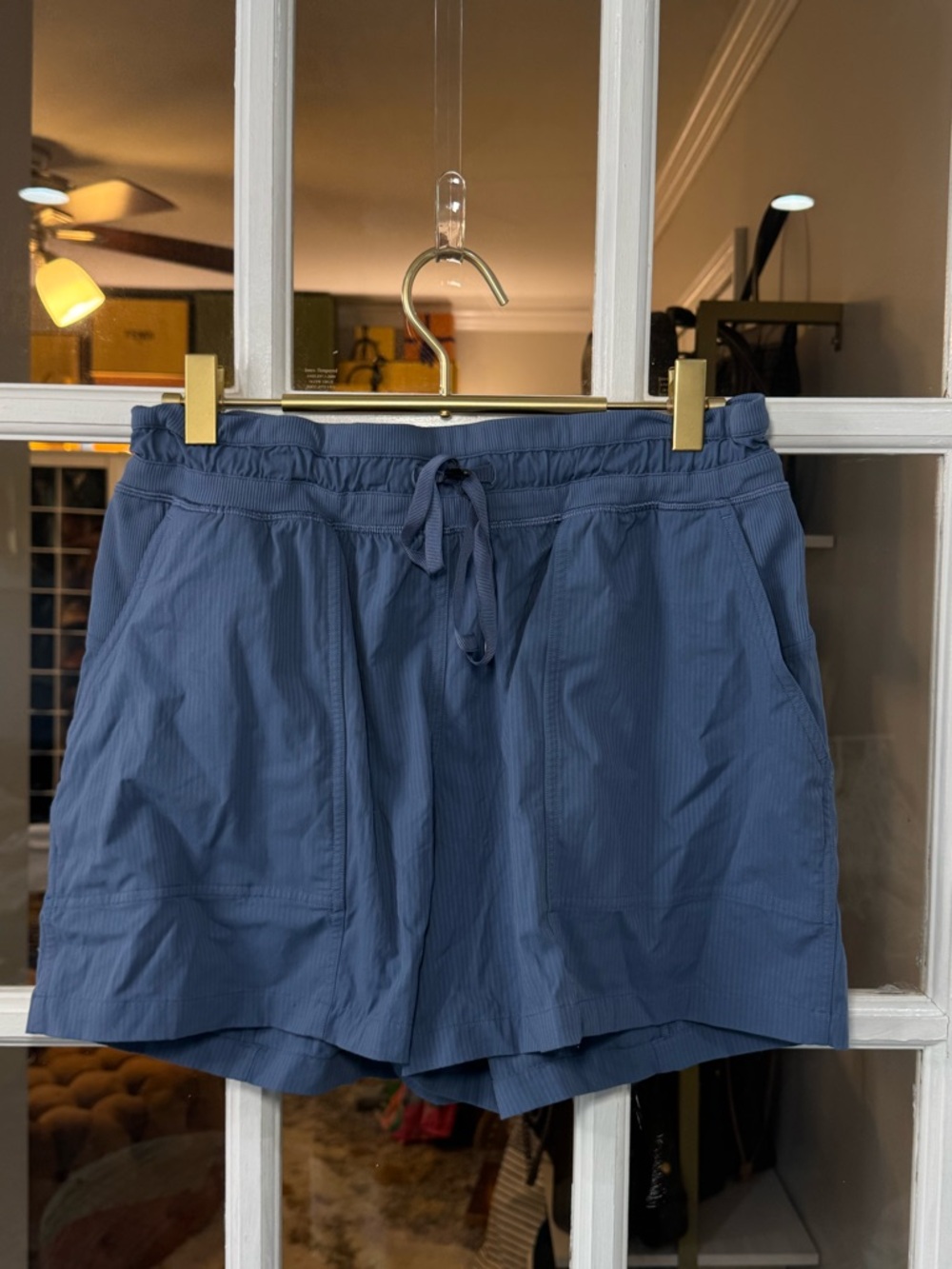 👤🏃🏽‍♀️lululemon athletica dance studio, high-rise short 3.5” color oasis blue - Picture 3 of 6